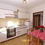 Biskupije 940 Apartment *